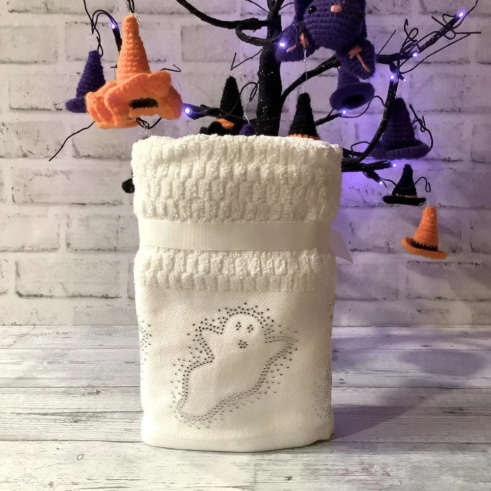 Casaba 2Pk Gem Stone Ghosts Hand Towels